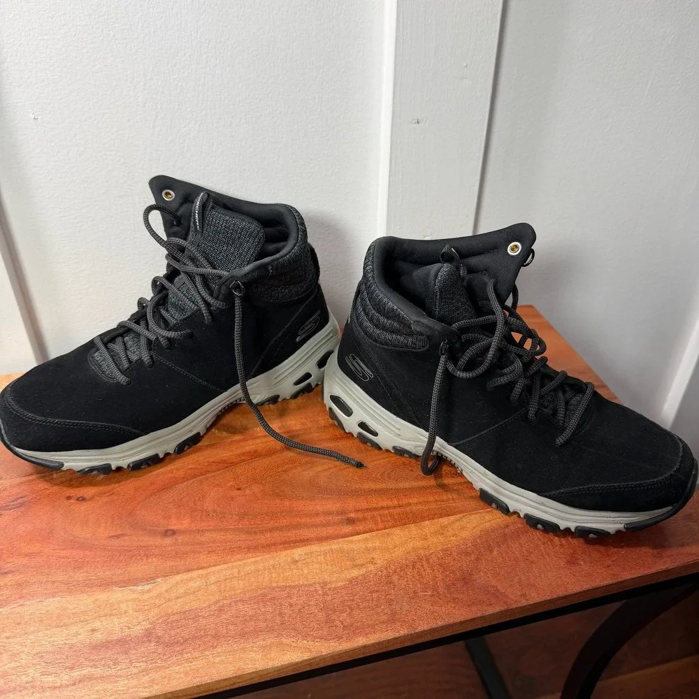 Skechers Women's Black‎ Suede Lace Up High Top Ankle Boots Size 8 Hiking READ